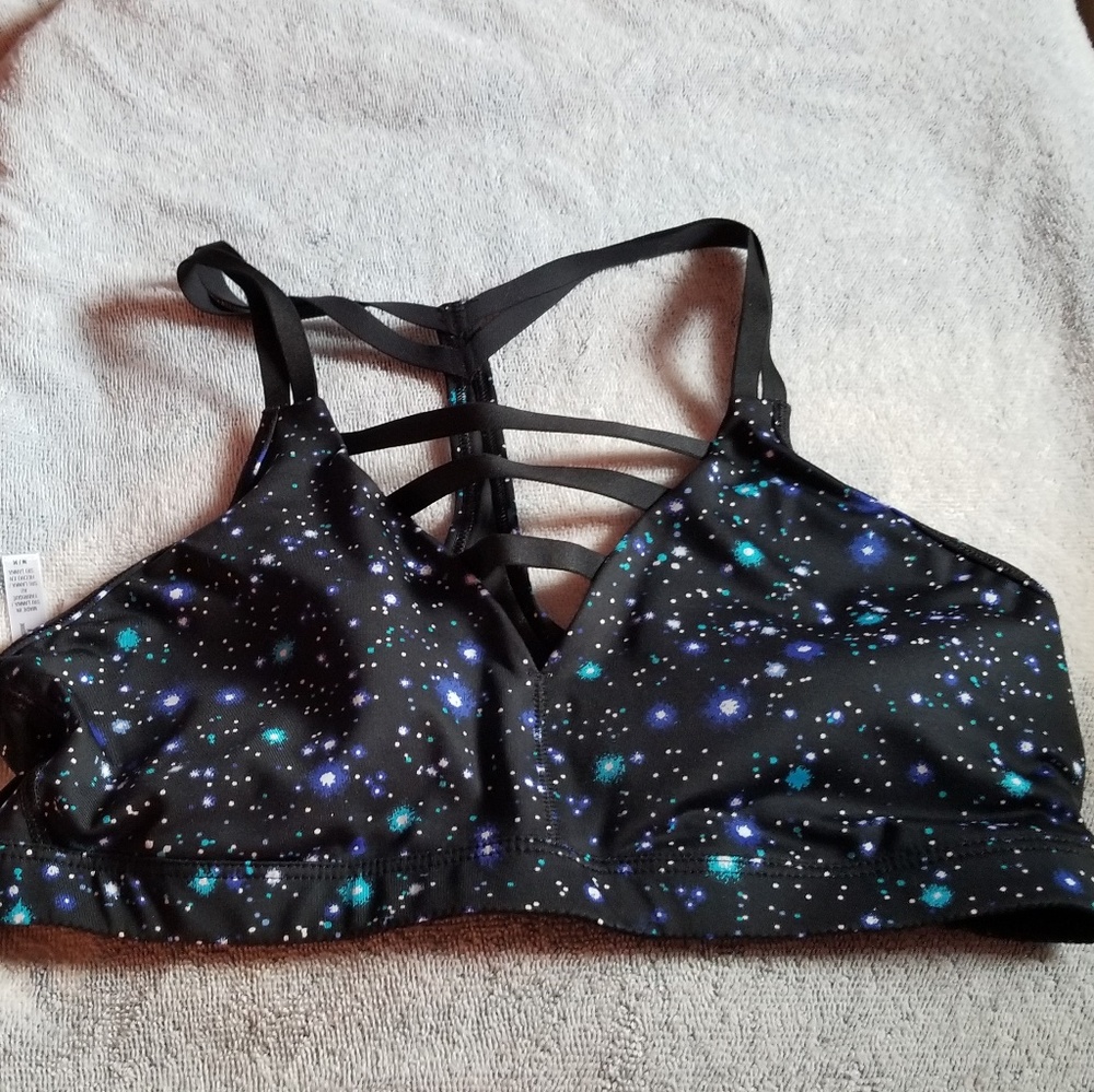 NWT Victoria's secret sports bra